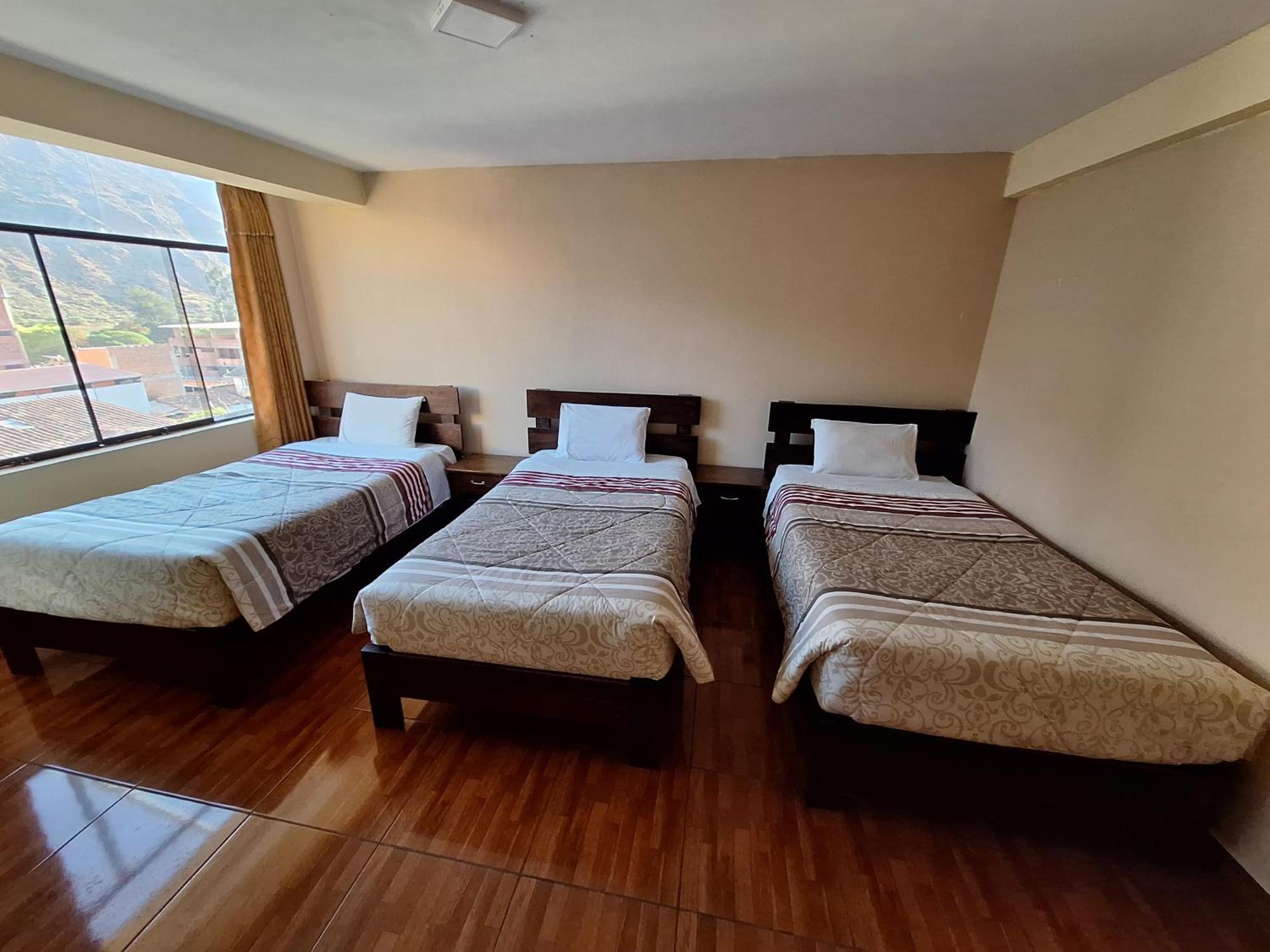 Chaska Valle Inn ウルバンバ エクステリア 写真